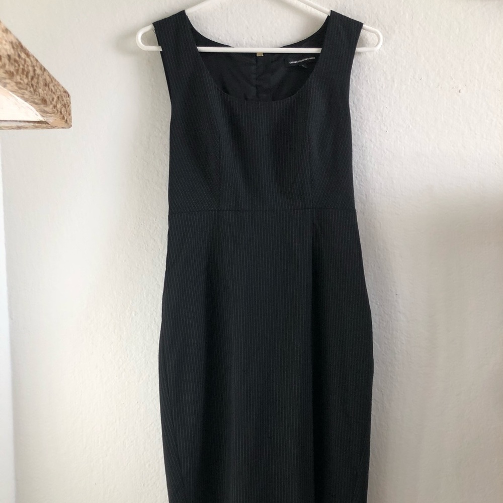 Express Sleeveless Black Striped Midi Dress